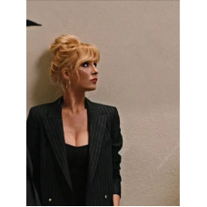 Yellowstone Beth Dutton Striped Blazer Yellowstone Beth Dutton Striped Blazer