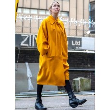 Killing Eve S03 Jodie Comer Coat