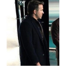 Red Notice Ryan Reynolds Coat