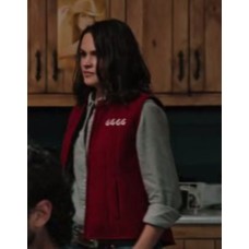 Yellowstone S04 Emily Vest
