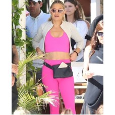 Kate Hudson Bares Jacket