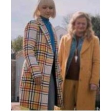Queens of Mystery S02 Matilda Stone Coat
